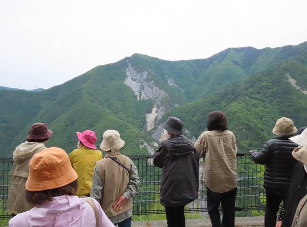 幕岩